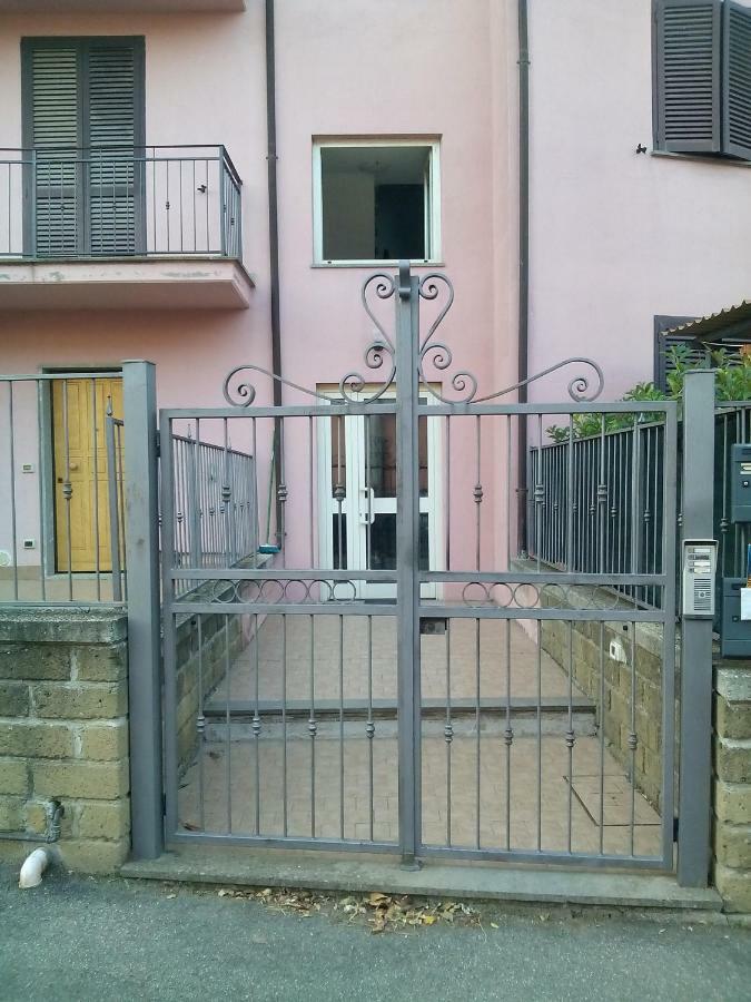 Appartamento A Marta Nel Lago Di Bolsena Экстерьер фото
